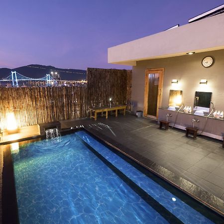 Azumaya Hotel Da Nang Exterior photo