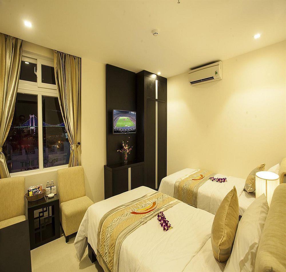 Azumaya Hotel Da Nang Exterior photo