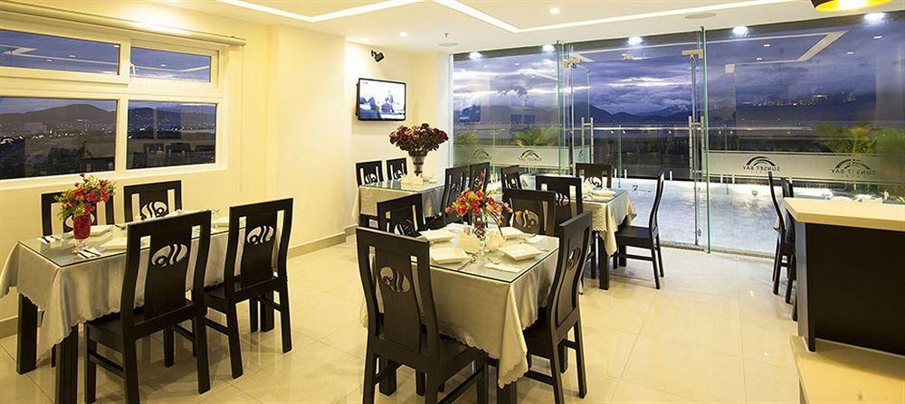 Azumaya Hotel Da Nang Exterior photo